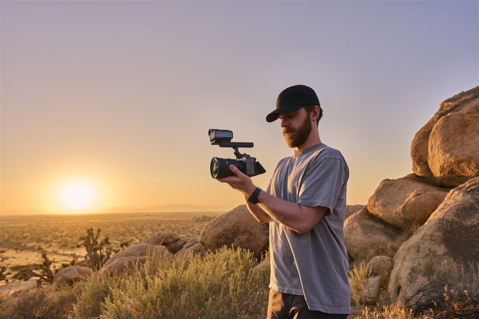 The FX5 with the XLR-H2 handle at sunset